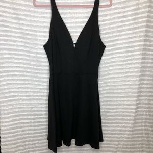 Low cut black dress - Charlotte Russe